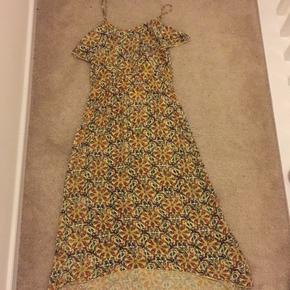 Printed asymmetrical maxi dress with ruffle.